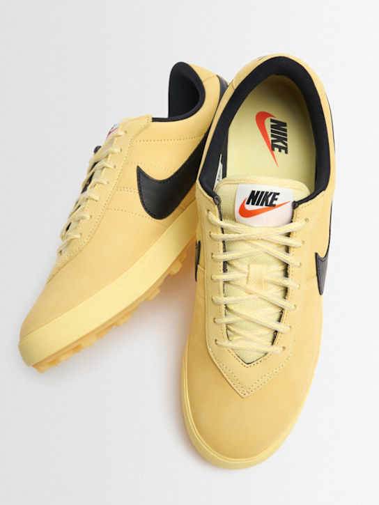 Nike: Sneakers „Astrograbber“ - Soft Yellow - men_1 | Luisa Via Roma