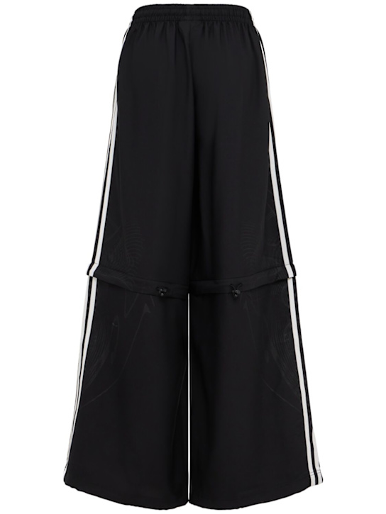 adidas Originals: Teamgeist track pants - ブラック - women_0 | Luisa Via Roma