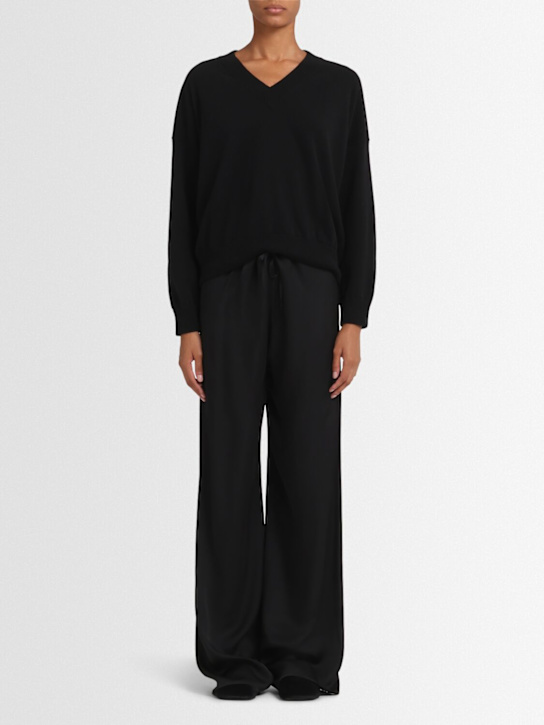 Annagreta: Evelyn wool knit V-neck sweater - Black - women_1 | Luisa Via Roma