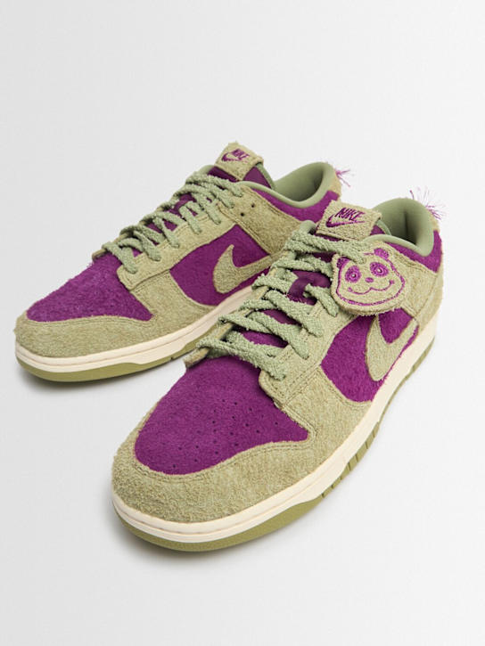 Nike: Dunk Low Retro SE sneakers - Viotech/Dusty - men_1 | Luisa Via Roma