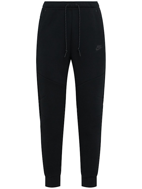 Nike: Shorts aus Technofleece - Schwarz/Schwarz - men_0 | Luisa Via Roma