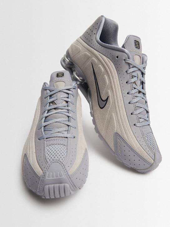 Nike: Sneakers Shox R4 - women_1 | Luisa Via Roma