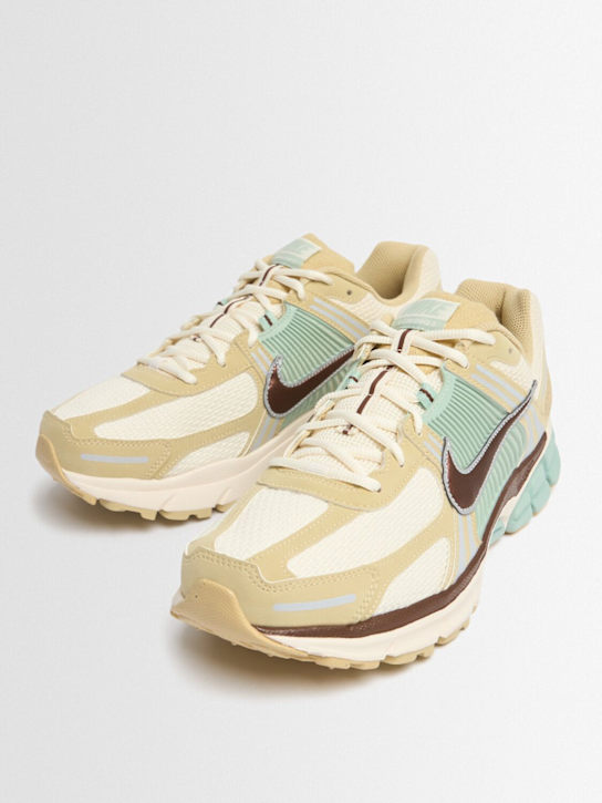 Nike: Zoom Vomero 5 SE sneakers - men_1 | Luisa Via Roma