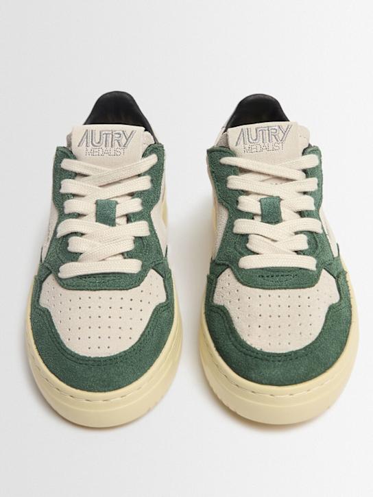Autry: Medalist low leather lace-up sneakers - Off White/Green - kids-boys_1 | Luisa Via Roma