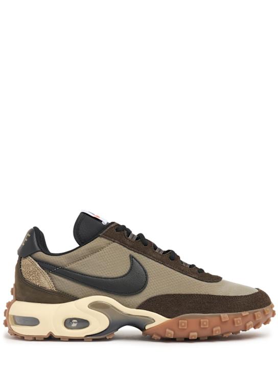 Nike: Air Max Waffle SP V2 sneakers - men_0 | Luisa Via Roma
