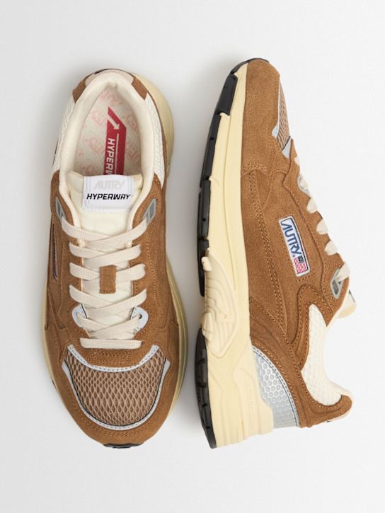 Autry: Hyperway low sneakers - Cigar - women_1 | Luisa Via Roma