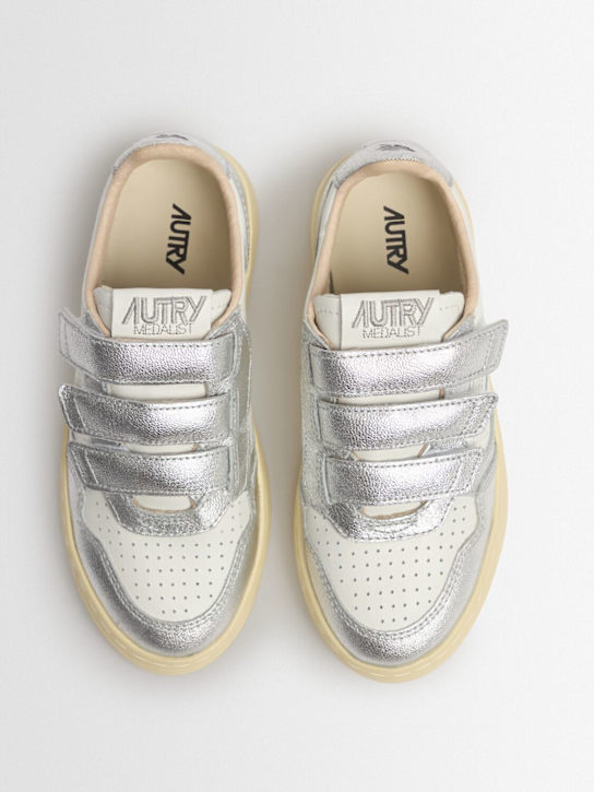 Autry: Sneakers basse Kidstripes in pelle con strap - Bianco/Argento - kids-girls_1 | Luisa Via Roma