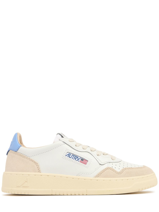 Autry: Medalist low sneakers - Wht/Drblue - women_0 | Luisa Via Roma
