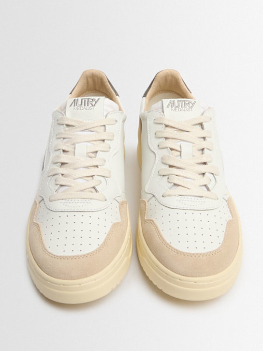 Autry: Medalist Low sneakers - men_1 | Luisa Via Roma