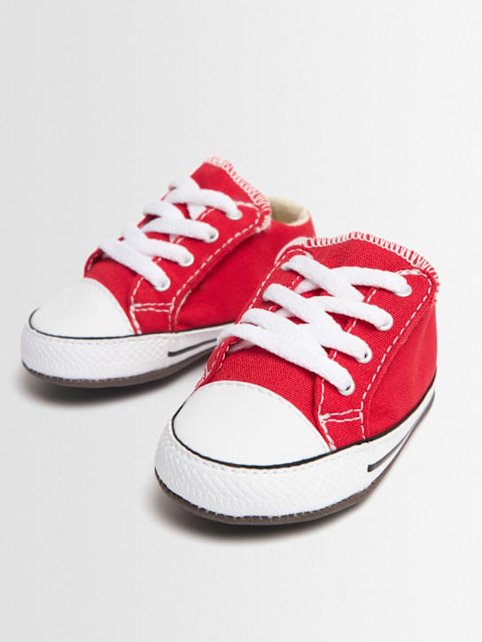 Converse: Chuck Taylor canvas pre-walker shoes - Red - kids-boys_1 | Luisa Via Roma