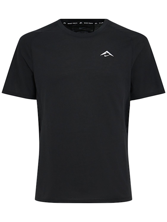 Nike: T-shirt manches courtes Solar Chase - men_0 | Luisa Via Roma