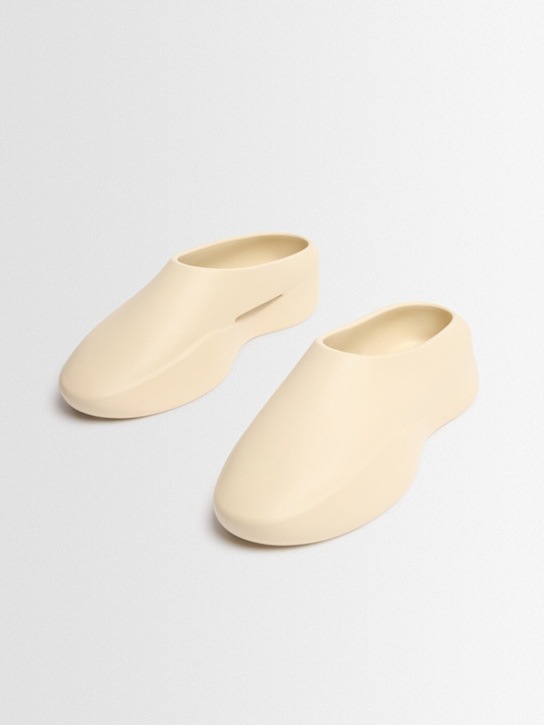 Fear of God: Runner EVA slippers - women_1 | Luisa Via Roma