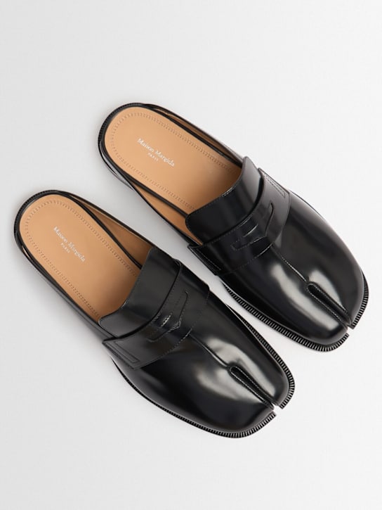 Maison Margiela: Tabi loafer mule - Black - men_1 | Luisa Via Roma