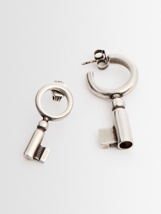 Ann Demeulemeester: Foka key earrings - Silver - men_1 | Luisa Via Roma