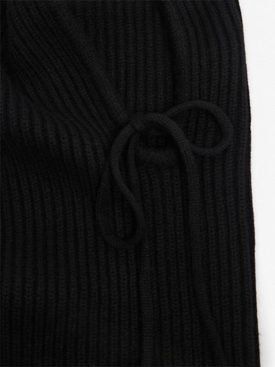 Kujten: Sybel knitted cashmere balaclava - women_1 | Luisa Via Roma
