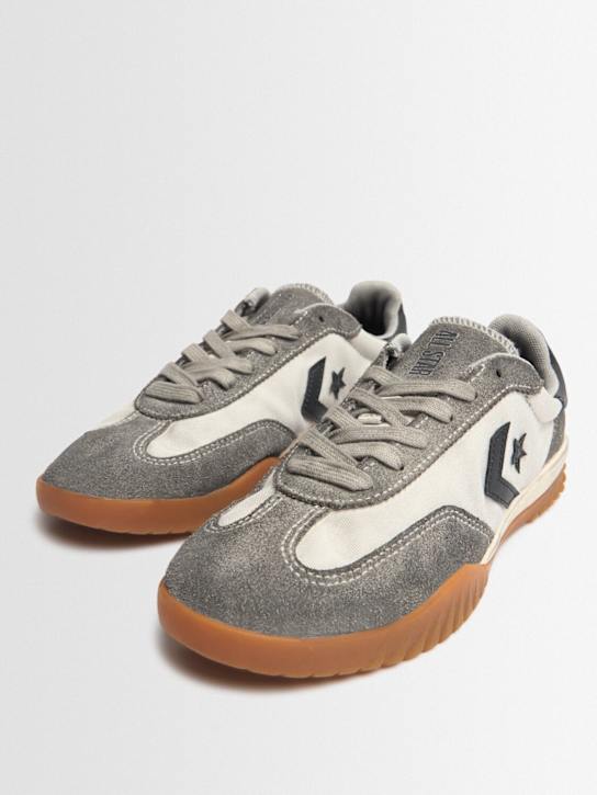 Converse: Run Star Trainer sneakers - Egret/Smoke In - women_1 | Luisa Via Roma