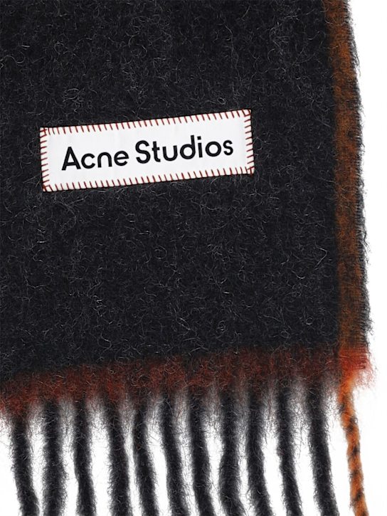 Acne Studios: Bufanda de lana - Negro - women_1 | Luisa Via Roma