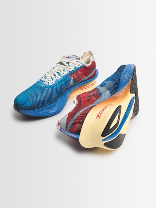 Nike: ZoomX Vaporfly Next% 4 sneakers - men_1 | Luisa Via Roma