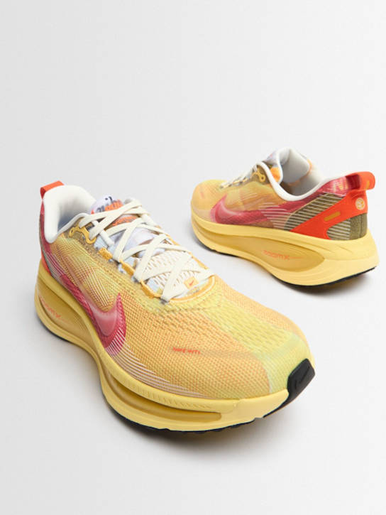 Nike: Vomero 18 SE sneakers - men_1 | Luisa Via Roma