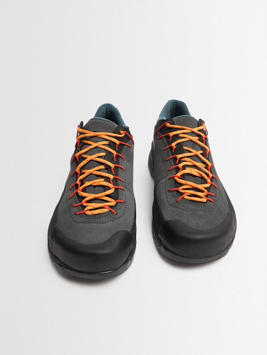 LA SPORTIVA: TX4 Evo sneakers - Carbon/Papaya - men_1 | Luisa Via Roma