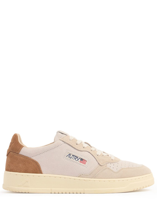 Autry: Medalist Low sneakers - Sand/Cigar - men_0 | Luisa Via Roma