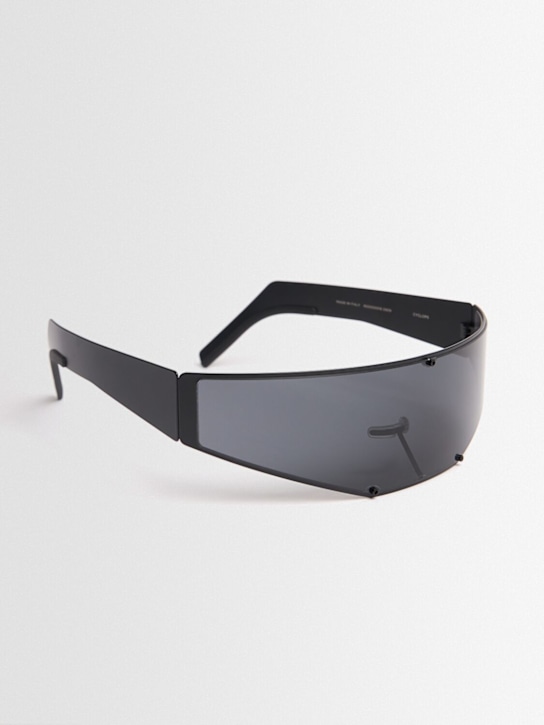 Rick Owens: Cyclops steel sunglasses - Black Temples/B - men_1 | Luisa Via Roma