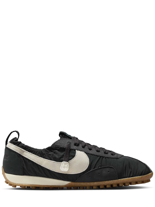 Nike: Jacquemus Moon sneakers - women_0 | Luisa Via Roma
