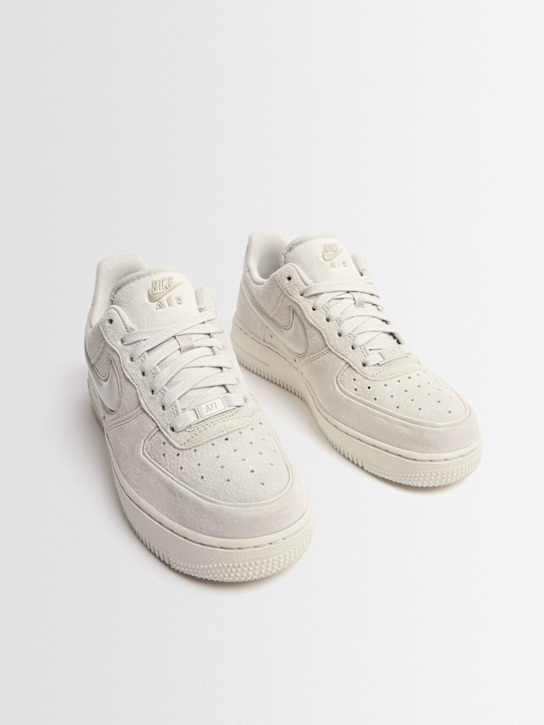 Nike: Sneakers Air Force 1 '07 - women_1 | Luisa Via Roma