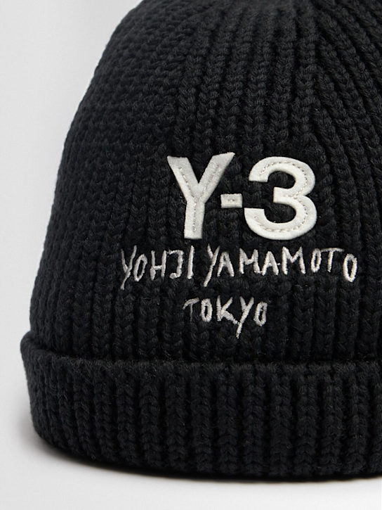 Y-3: Knit wool beanie - men_1 | Luisa Via Roma