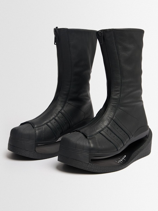 Y-3: Gendo leather boots - men_1 | Luisa Via Roma