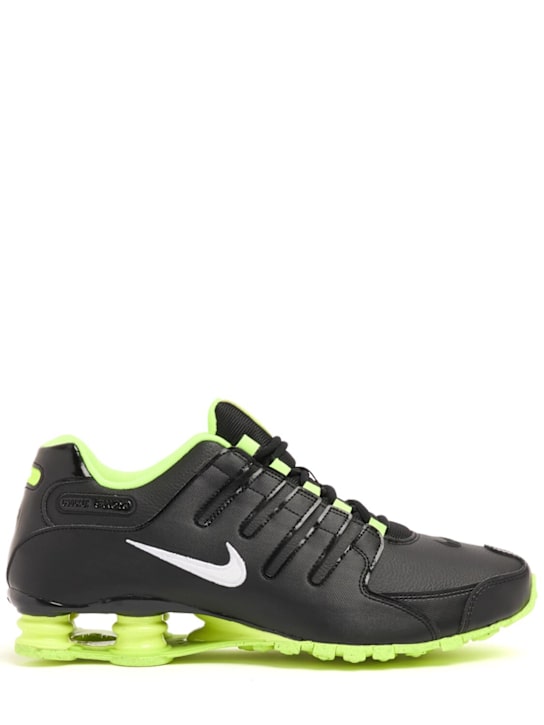 Nike: Shox NZ sneakers - Black/White-vol - men_0 | Luisa Via Roma