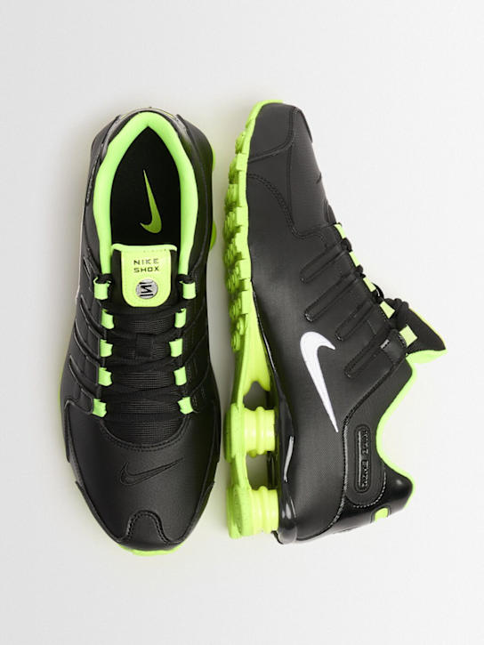 Nike: Shox NZ sneakers - Black/White-vol - men_1 | Luisa Via Roma