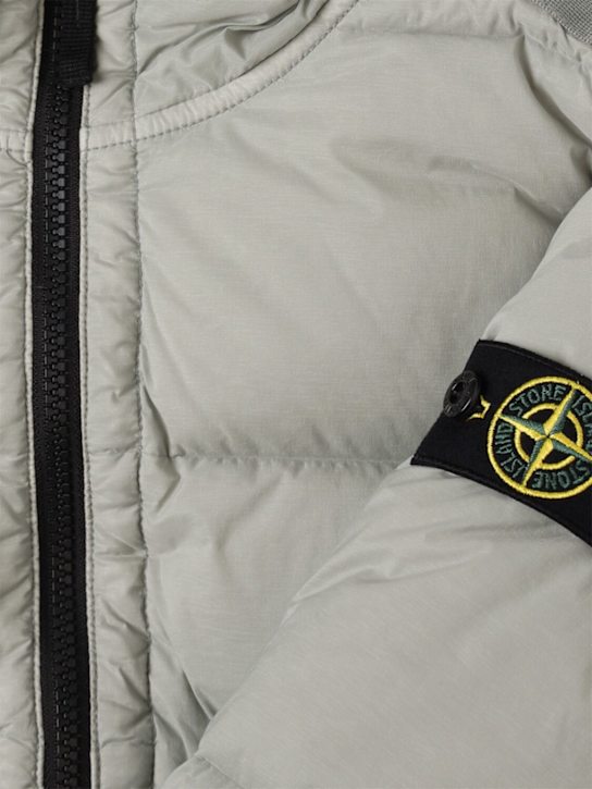 Stone Island Junior: 후드 나일론 다운 점퍼 - 먼지 - kids-boys_1 | Luisa Via Roma