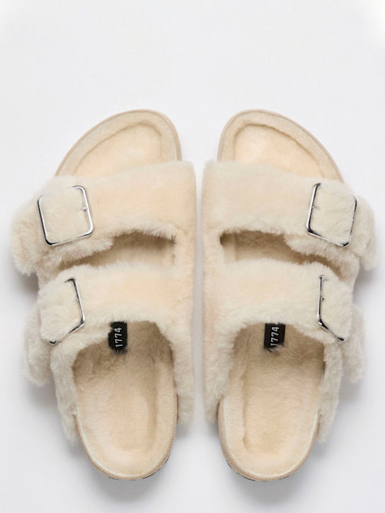 BIRKENSTOCK 1774: Arizona 1774 shearling sandals - Cream - women_1 | Luisa Via Roma