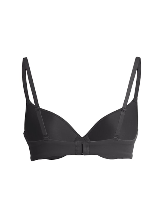 Skims: Fits everybody nylon blend t-shirt bra - オニキス - women_1 | Luisa Via Roma