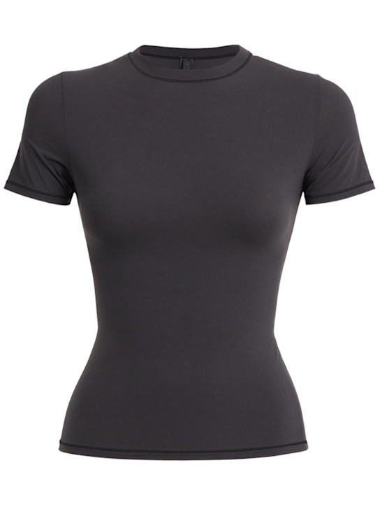 Skims: T-Shirt aus Nylon „Fits everybody“ - Onyx - women_0 | Luisa Via Roma