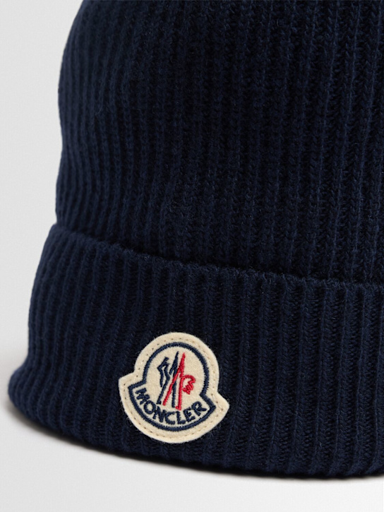 Moncler: Logo wool & cashmere beanie - men_1 | Luisa Via Roma