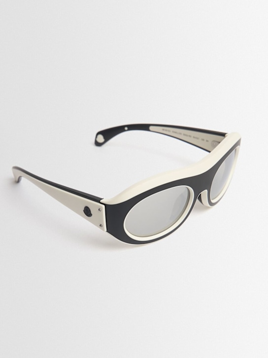 Moncler: Ramillon oval nylon sunglasses - ブラック/ホワイト - women_1 | Luisa Via Roma