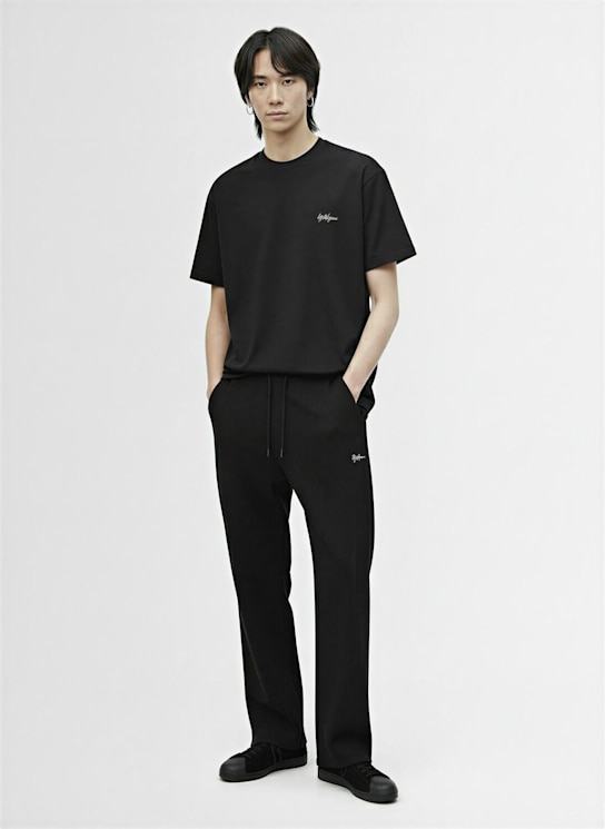 Yohji Yamamoto: Y-3 Kuro short sleeve t-shirt - men_1 | Luisa Via Roma