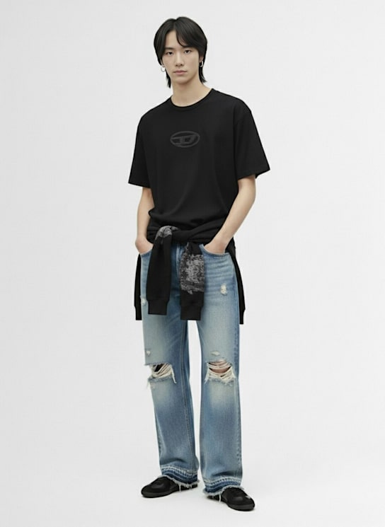 Diesel: T-boxt relaxed laser cut logo t-shirt - Black - men_1 | Luisa Via Roma