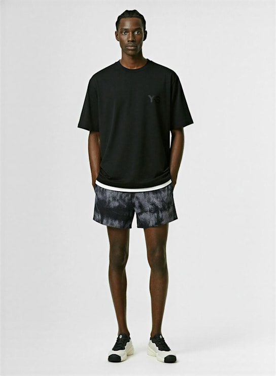 Y-3: Lyocell padded t-shirt - Black - men_1 | Luisa Via Roma