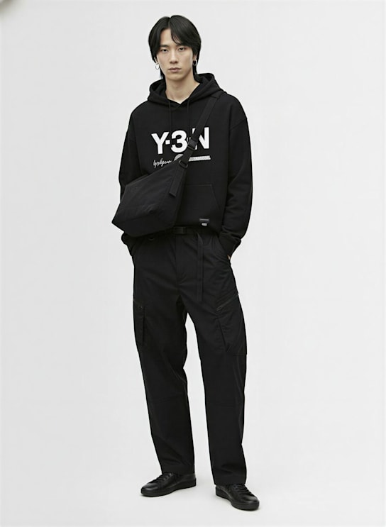 Y-3: Hemp blend twill cargo pants - men_1 | Luisa Via Roma
