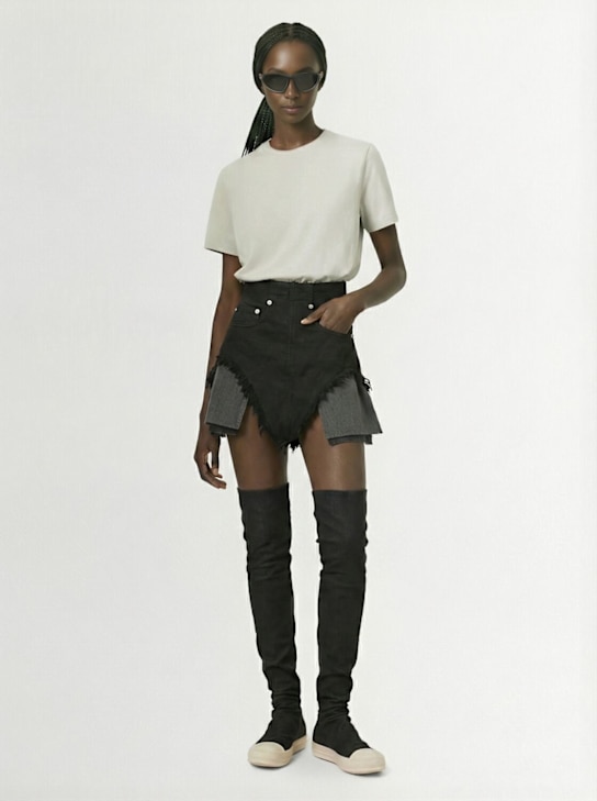 Rick Owens DRKSHDW: Dirt denim shorts - Black - women_1 | Luisa Via Roma