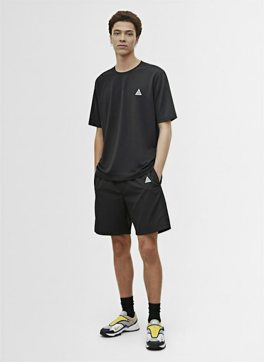 Nike: Shorts ACG - men_1 | Luisa Via Roma