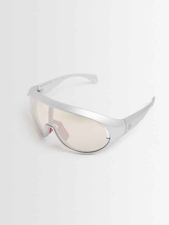 Moncler: Contrast oval sunglasses - Matte Silver - men_1 | Luisa Via Roma