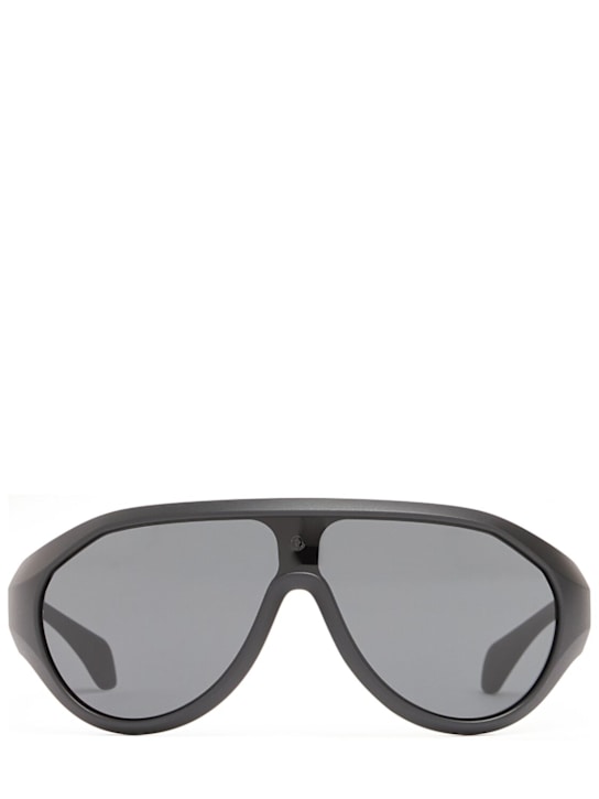 Moncler: Bombolle oval sunglasses - Matte Black - men_0 | Luisa Via Roma