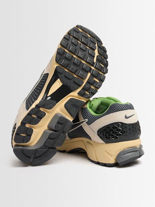 Nike: Zoom Vomero 5 sneakers - Pale Ivory/Off - men_1 | Luisa Via Roma