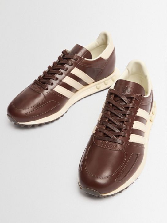 adidas Originals: L.A. Trainer Made In Italy sneakers - Dbrown/Crewht - men_1 | Luisa Via Roma