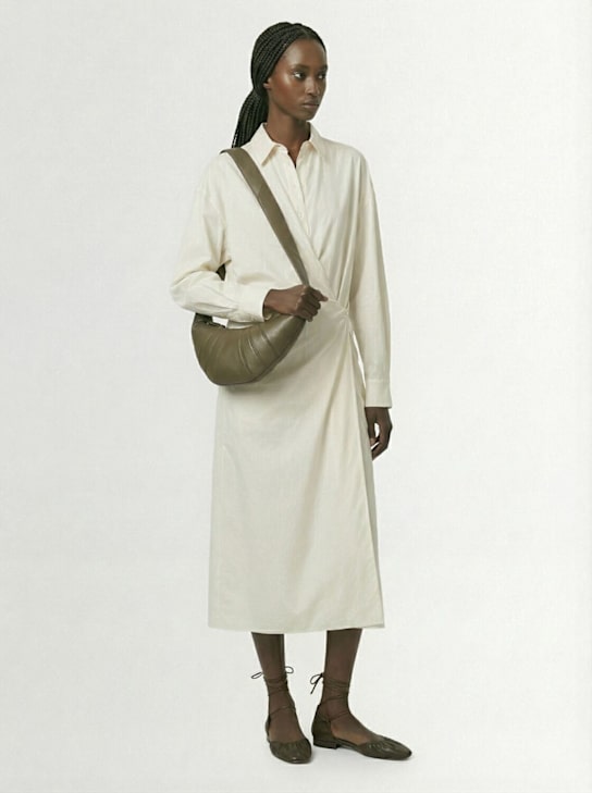 Lemaire: Small Croissant soft nappa shoulder bag - ダークカーキ - women_1 | Luisa Via Roma