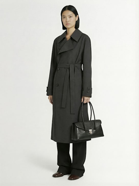 Lemaire: Gear leather shoulder bag - women_1 | Luisa Via Roma